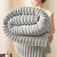 Soft Solid Blanket for Sofa Plush Bedding Warm and Ingent Fabric Blankets for Bedroom Winter